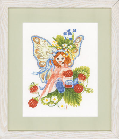 Wild strawberries Girl - Aida From Lanarte - Maria van Scharrenburg ...