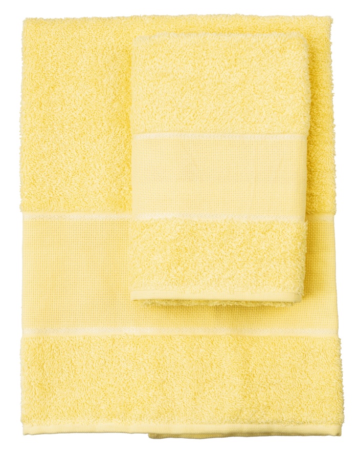 https://www.casacenina.com/catalog/images/img_243/packshot/135078/1_bath-towels-asti-02.jpg